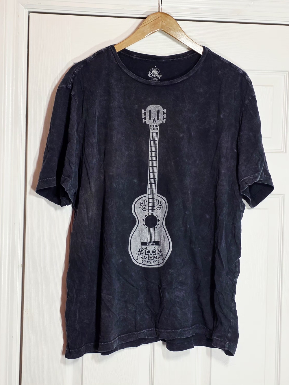 Disney Parks COCO Miguel Guitar Distressed T-Shirt Navy Blue XL